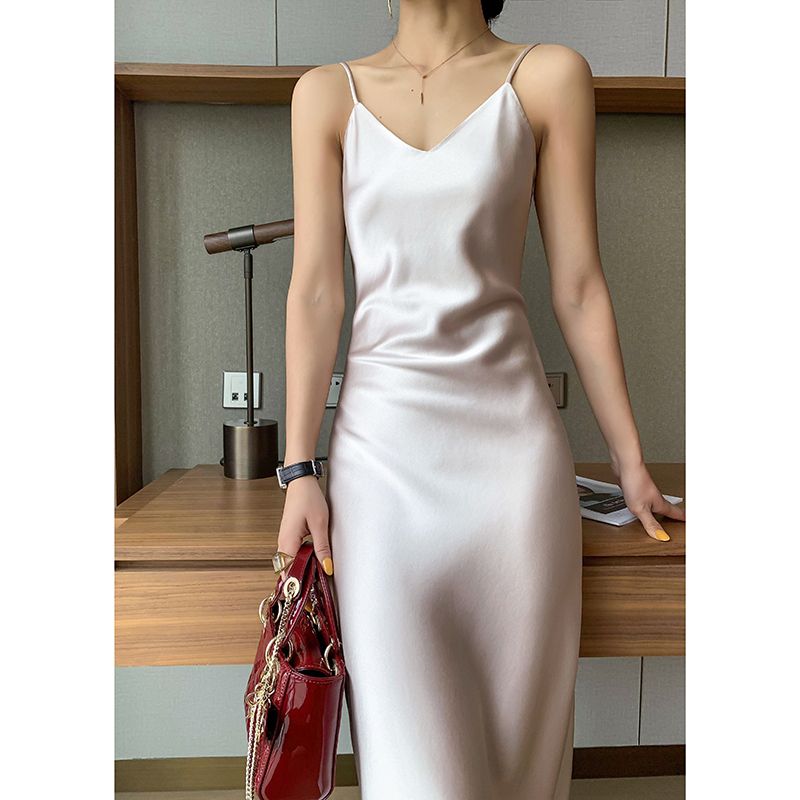 WOMEN'S silky triacetate V-neck dress high-end elegant sexy inner base a-line fashion skirt satin strap dress
