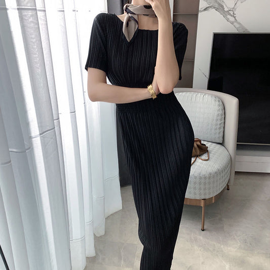 Exquisite Pleated Vertical Stripes Pleated Slim Fitted Waist High Waist Dress for Women Pleated Short Sleeves round Neck Dress Summer New