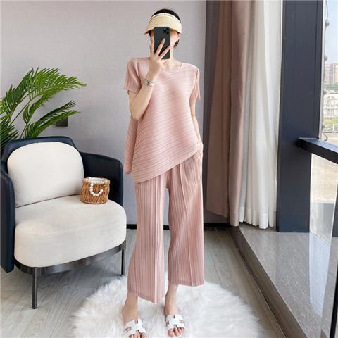 Sanzhai Pleated Fashion Casual Suit Women's Summer 2024 New Irregular Top Loose Wide Leg Pants Two-Piece Suit