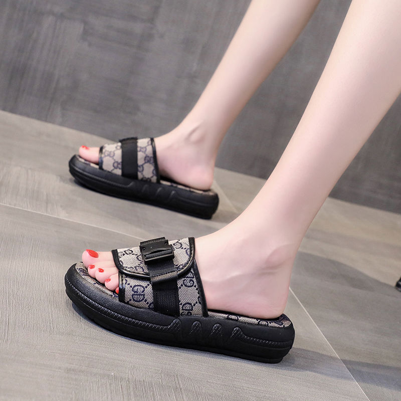 Internet Celebrity Platform Slippers Women's Outdoor Fashion 2024 Summer Korean Style All-Matching Street Shot Slip-on Lofter Ins Sandals
