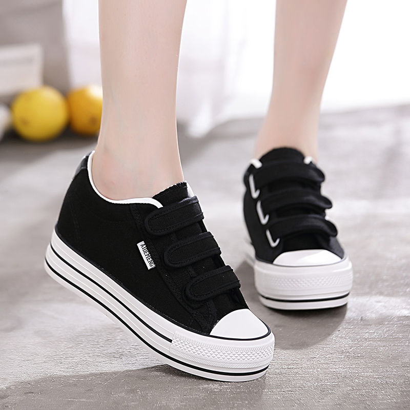 2024 Spring New Thick Sole Hidden Height Canvas Shoes Women's Shoes Velcro Versatile Student Shoes Black White Shoes
