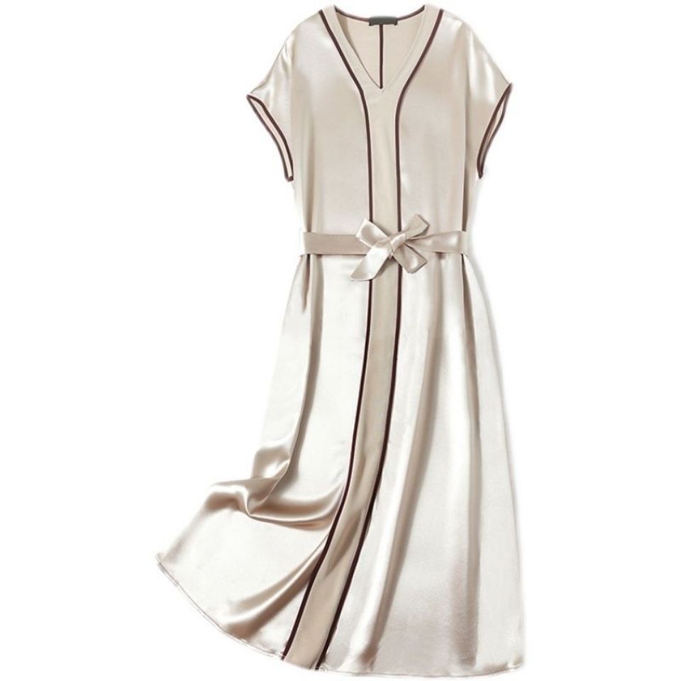 Wutou High-End Ice Silk Dress Elegant Socialite 2022 Summer New Entry Lux Elegant V-neck Lace-up Skirt