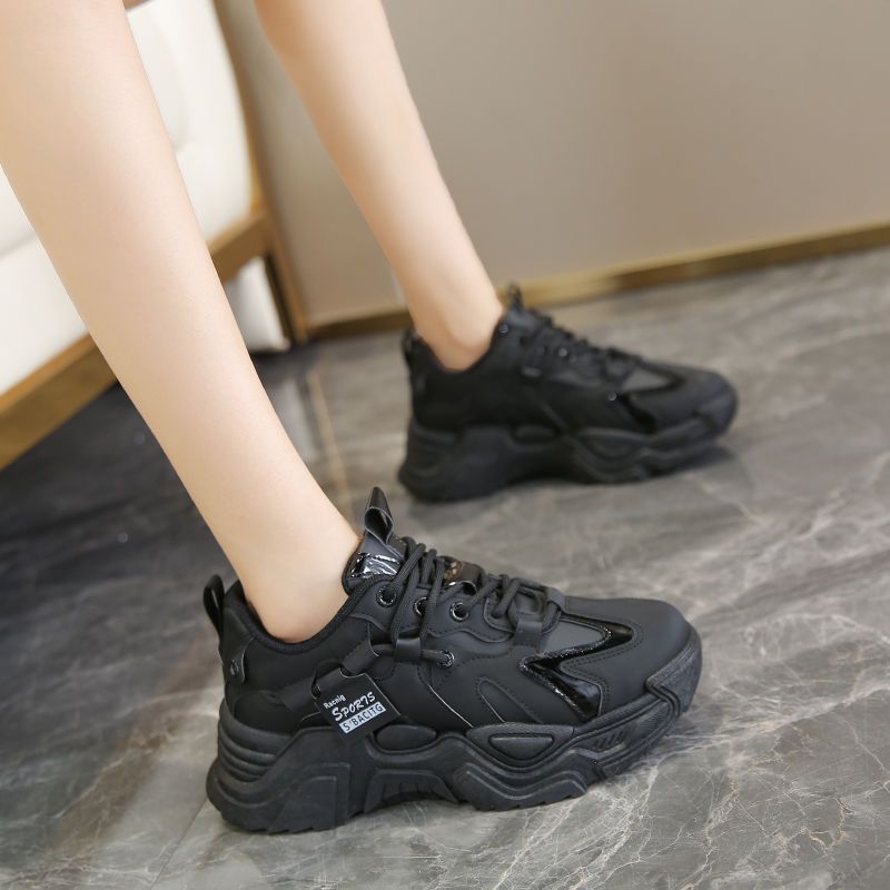 Thick-Soled Daddy Shoes for Women Spring and Autumn 2024 New Soft Bottom Non-Slip Lightweight Outerwear Korean Style Internet Celebrity Sports Casual Shoes