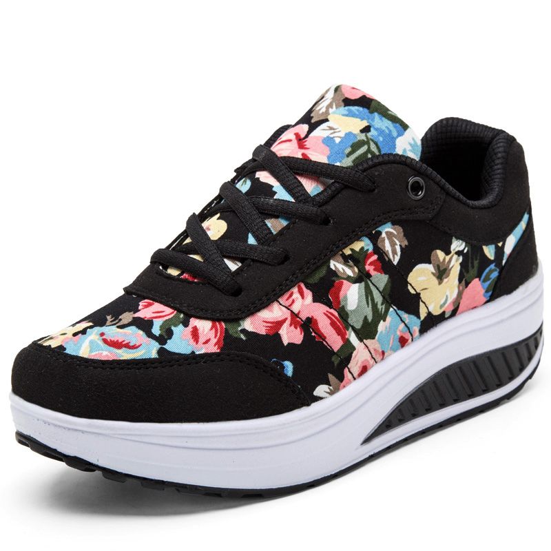 Spring and Autumn New Korean Style Floral Canvas Breathable Casual Sneakers Women's Platform Height Increasing Rocking Shoes Women's Shoes Travel