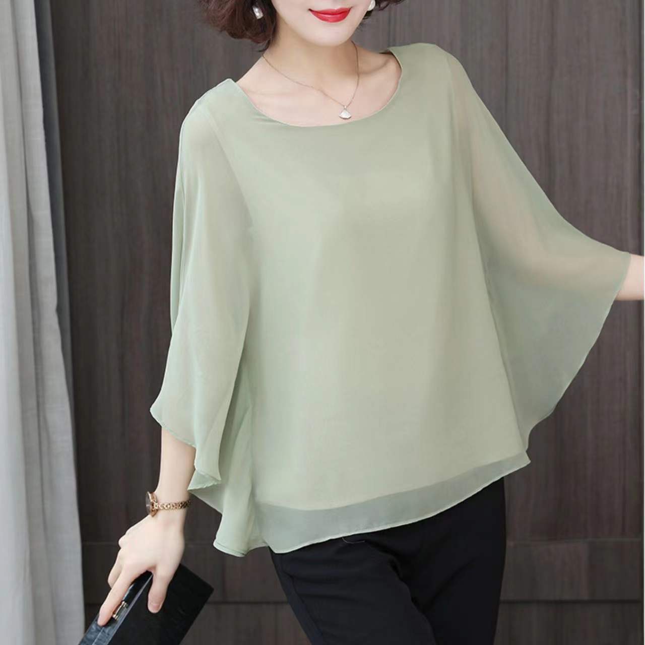 Batwing Shirt Summer Women's Loose T-shirt Small Shirt 2022 Spring and Summer Large Size Anti-Wrinkle Elegant Chiffon All-Matching Super Fairy Top